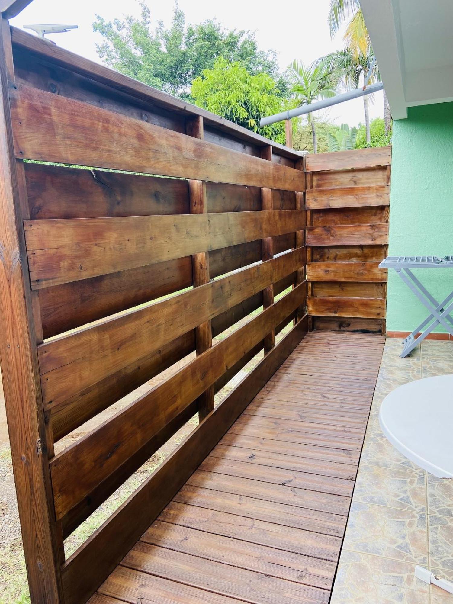 Le Caillou Blanc Bed & Breakfast Saint-Paul Exterior photo