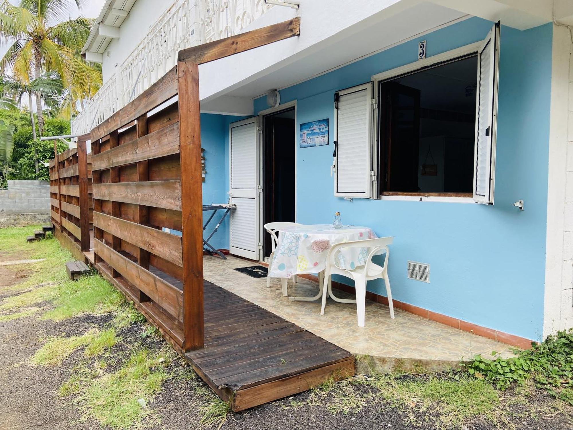 Le Caillou Blanc Bed & Breakfast Saint-Paul Exterior photo