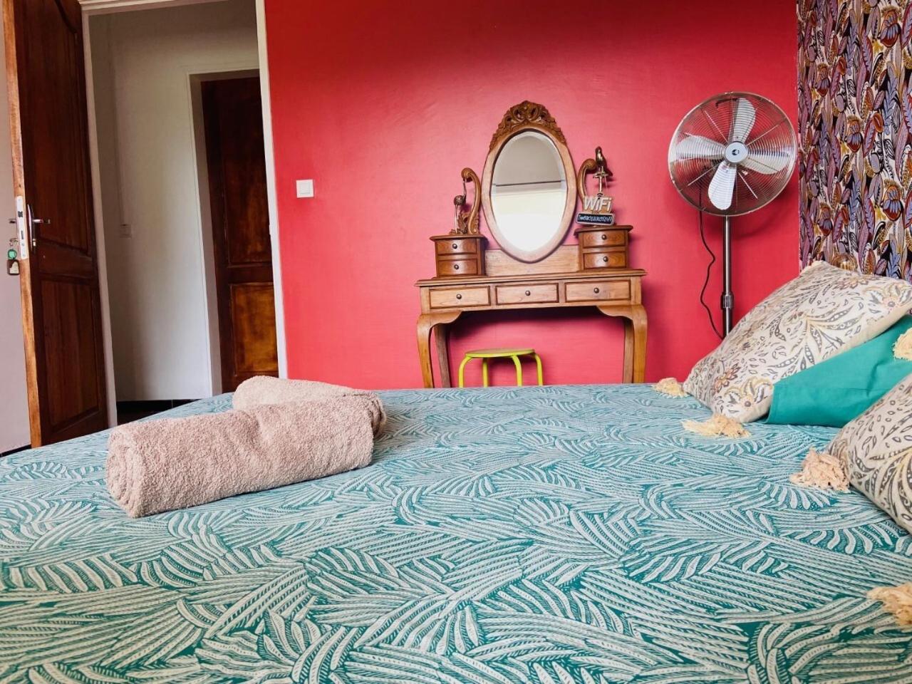 Le Caillou Blanc Bed & Breakfast Saint-Paul Room photo