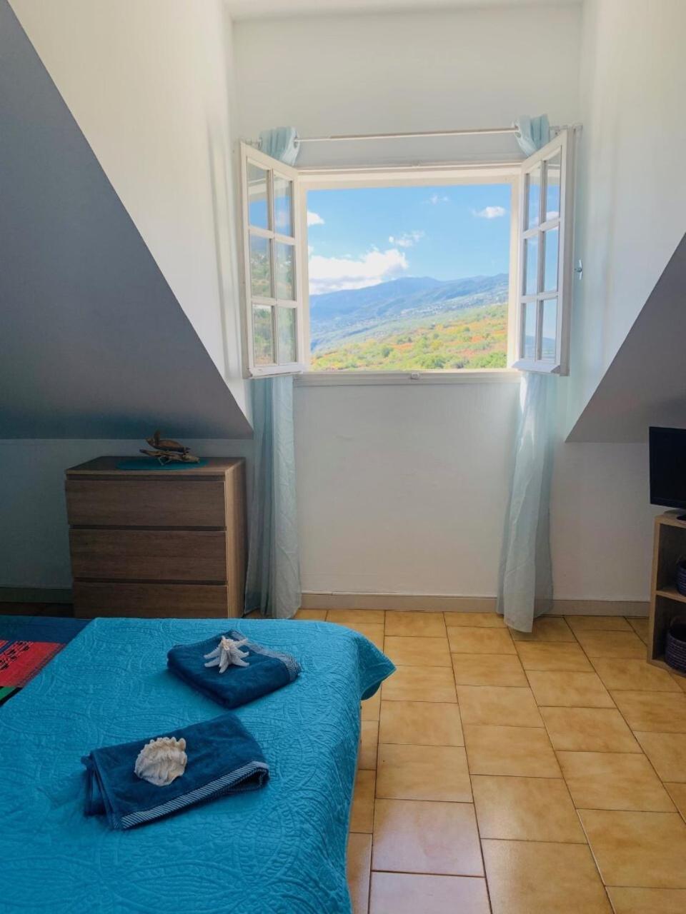 Le Caillou Blanc Bed & Breakfast Saint-Paul Room photo
